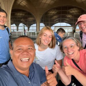 Siem Reap Airport to Battambang By Private Taxi
